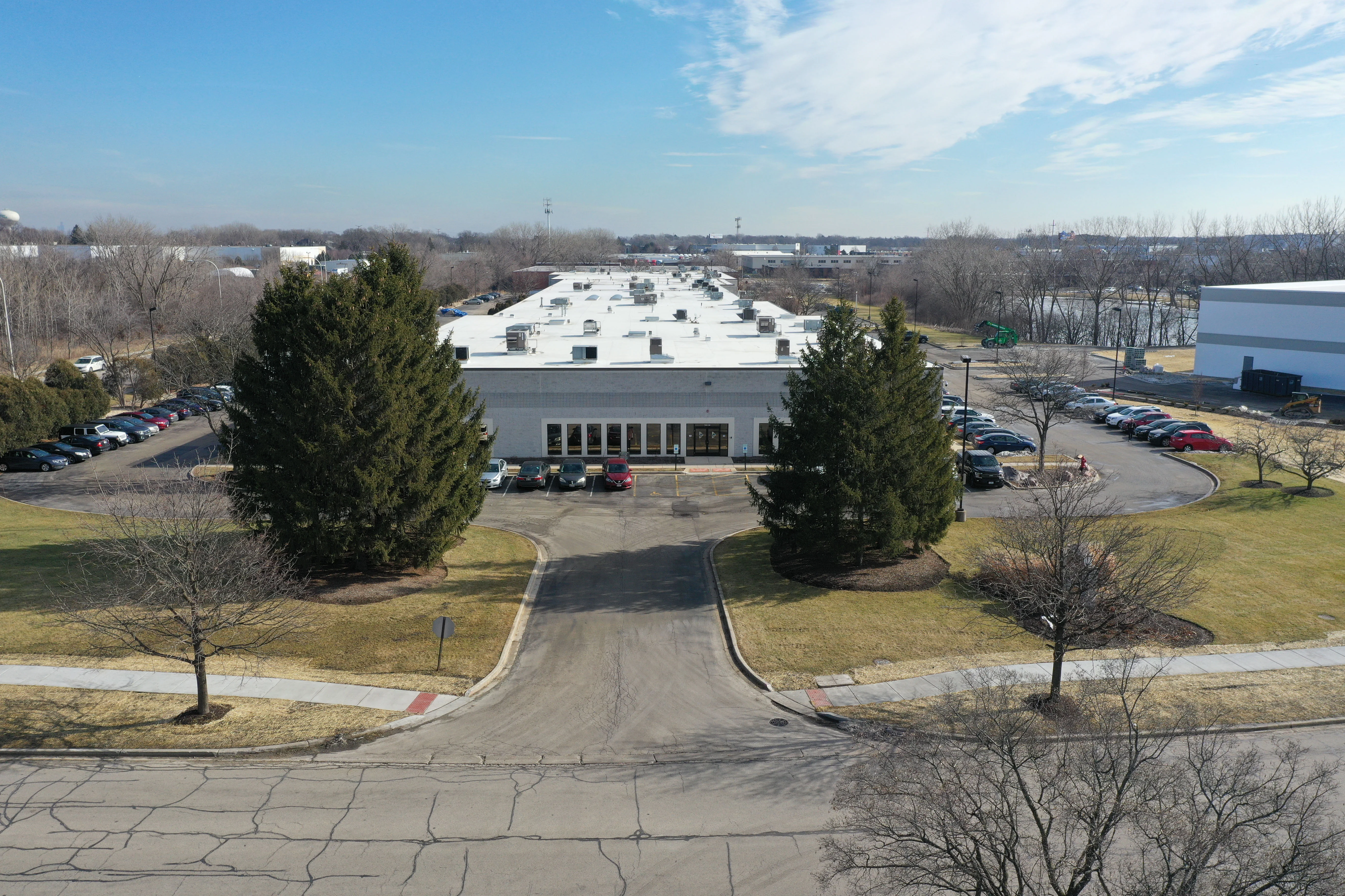 Willowbrook Tech Center - photo 3 - Willowbrook, IL