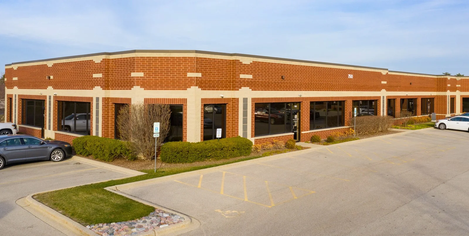 750 Bunker — Lease in Vernon Hills, IL, photo 1 of 1
