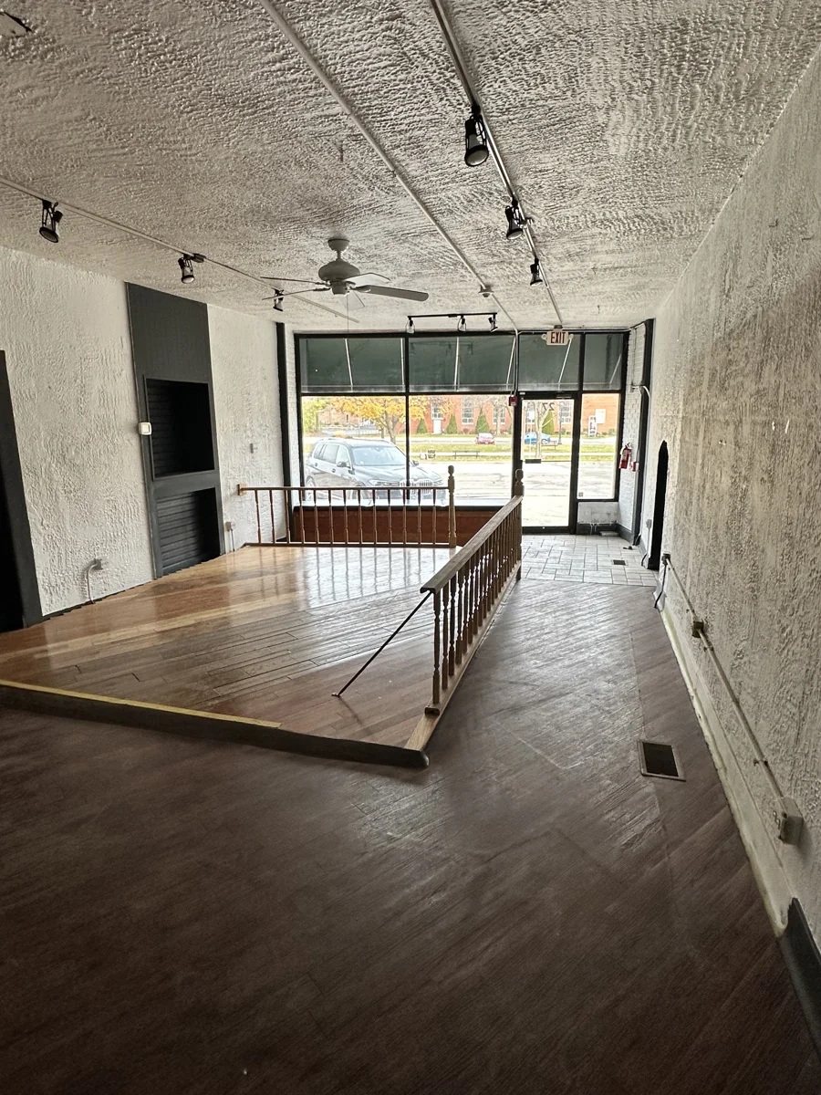 27 E Park Blvd — Lease in Villa Park, IL, photo 5 of 6