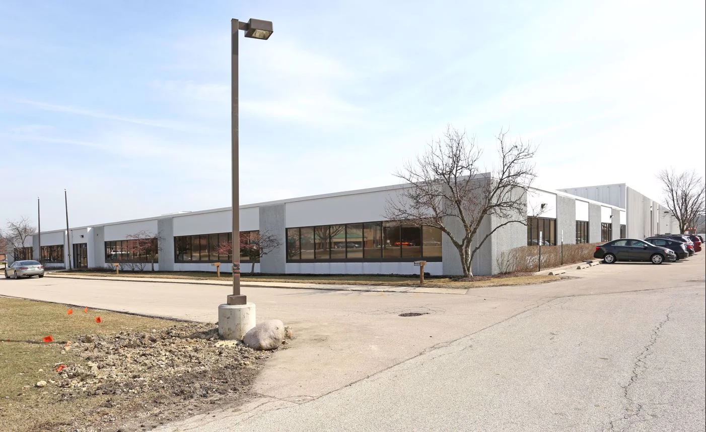 Industrial in Arlington Heights, IL — Lease in Arlington Heights, IL, photo 1 of 1