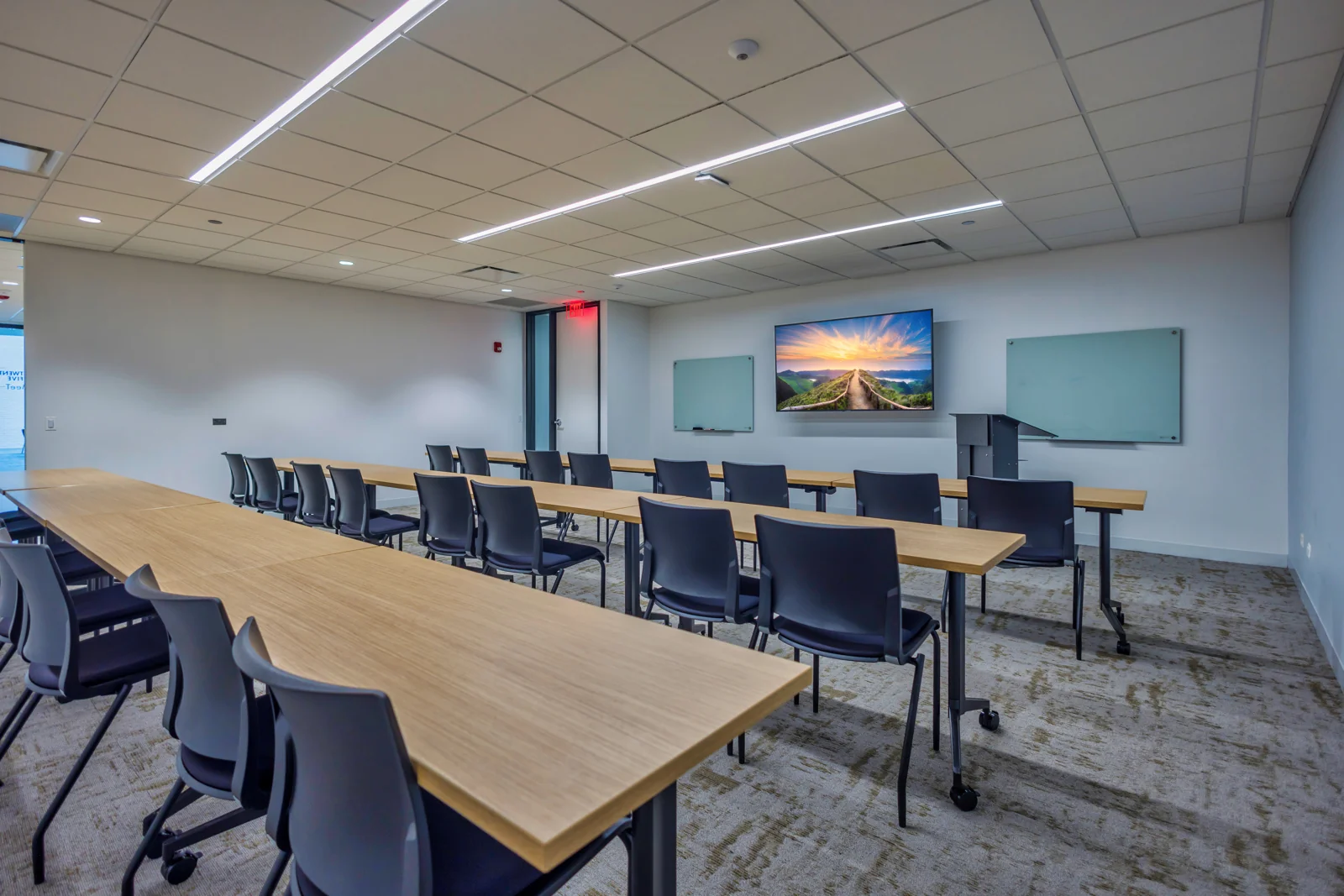 26 Twenty Five - photo 6 - Oak Brook, IL