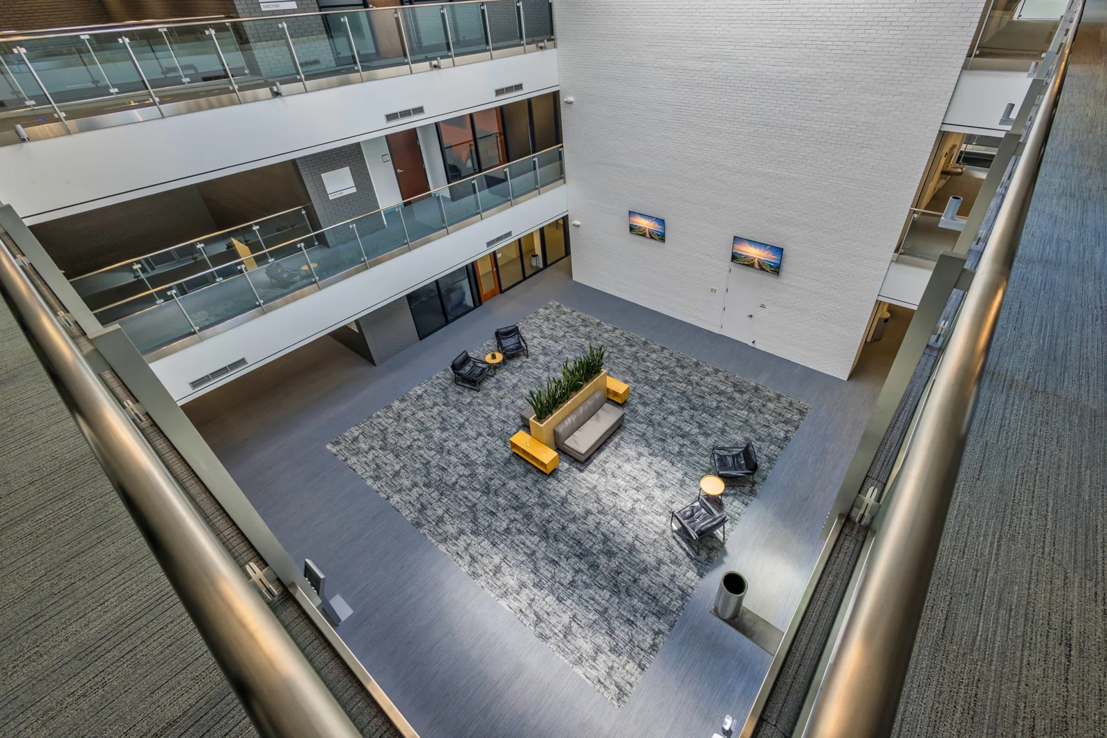 26 Twenty Five - photo 10 - Oak Brook, IL