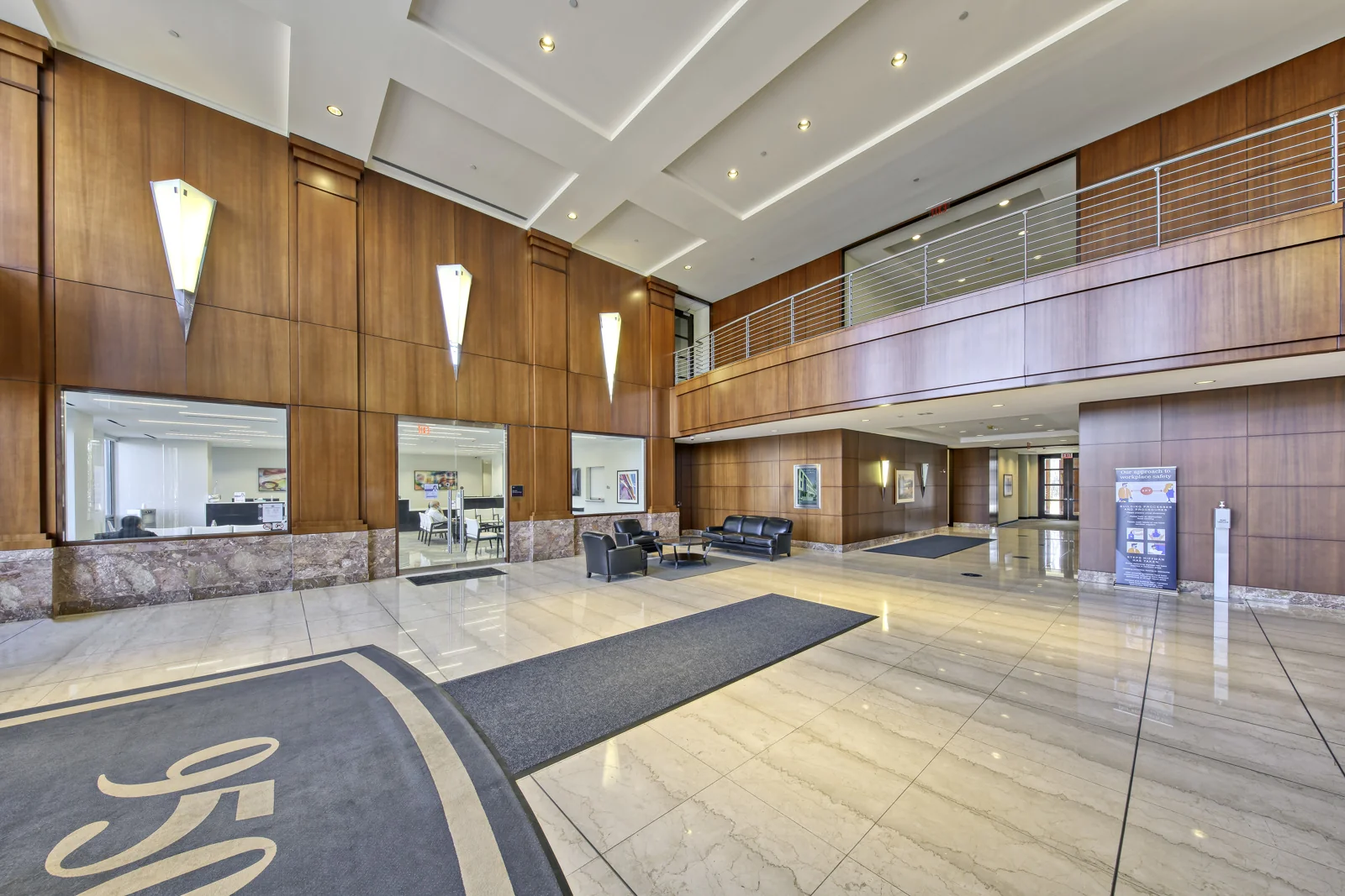 Pine Meadow Corporate Center II — Lease in Libertyville, IL, photo 3 of 8