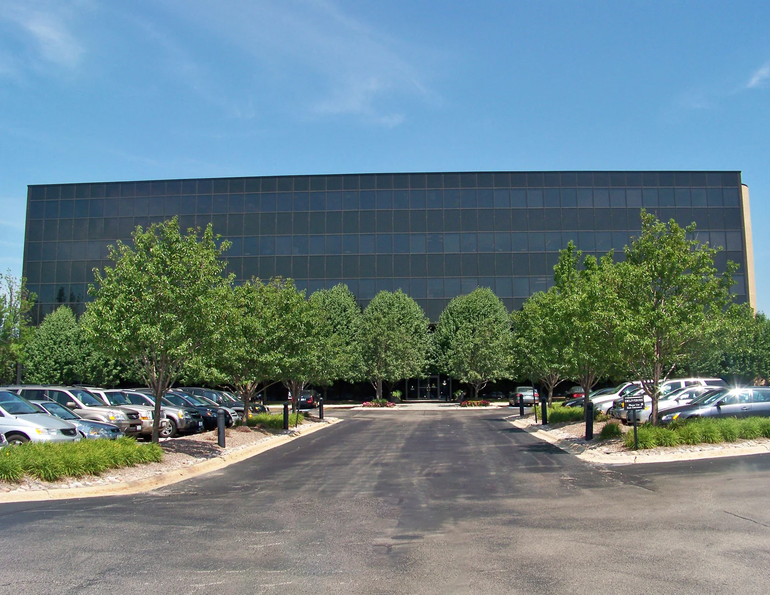 Highland Oaks — Lease in Downers Grove, IL, photo 4 of 4