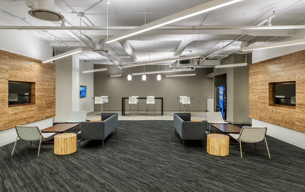 Woodfield Preserve Office Center I — Lease in Schaumburg, IL, photo 7 of 8