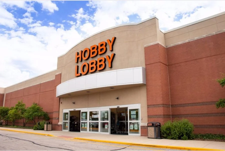 Woodfield Commons — Lease in Schaumburg, IL, photo 8 of 8