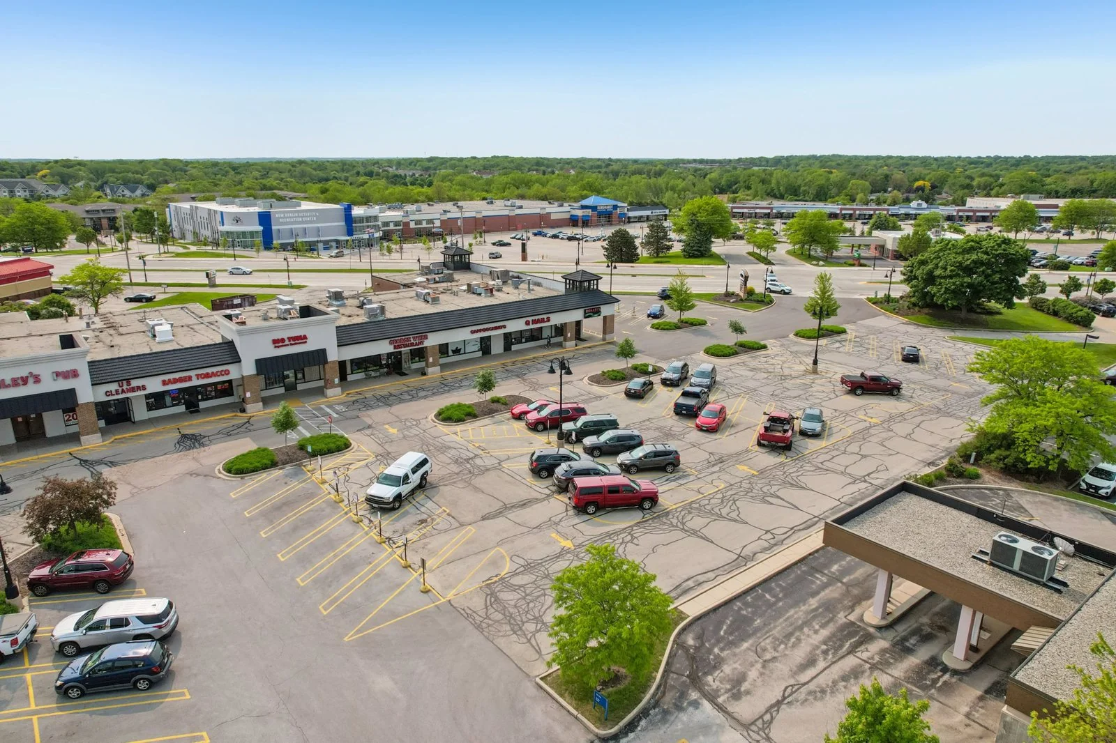 Sendiks New Berlin Plaza