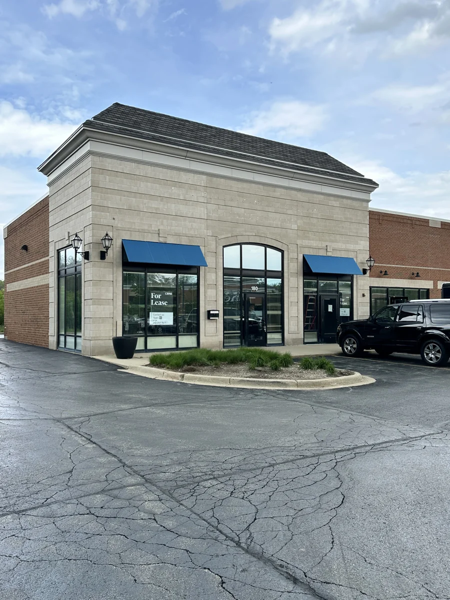 The Shops at Flint Creek - photo 7 - Barrington, IL