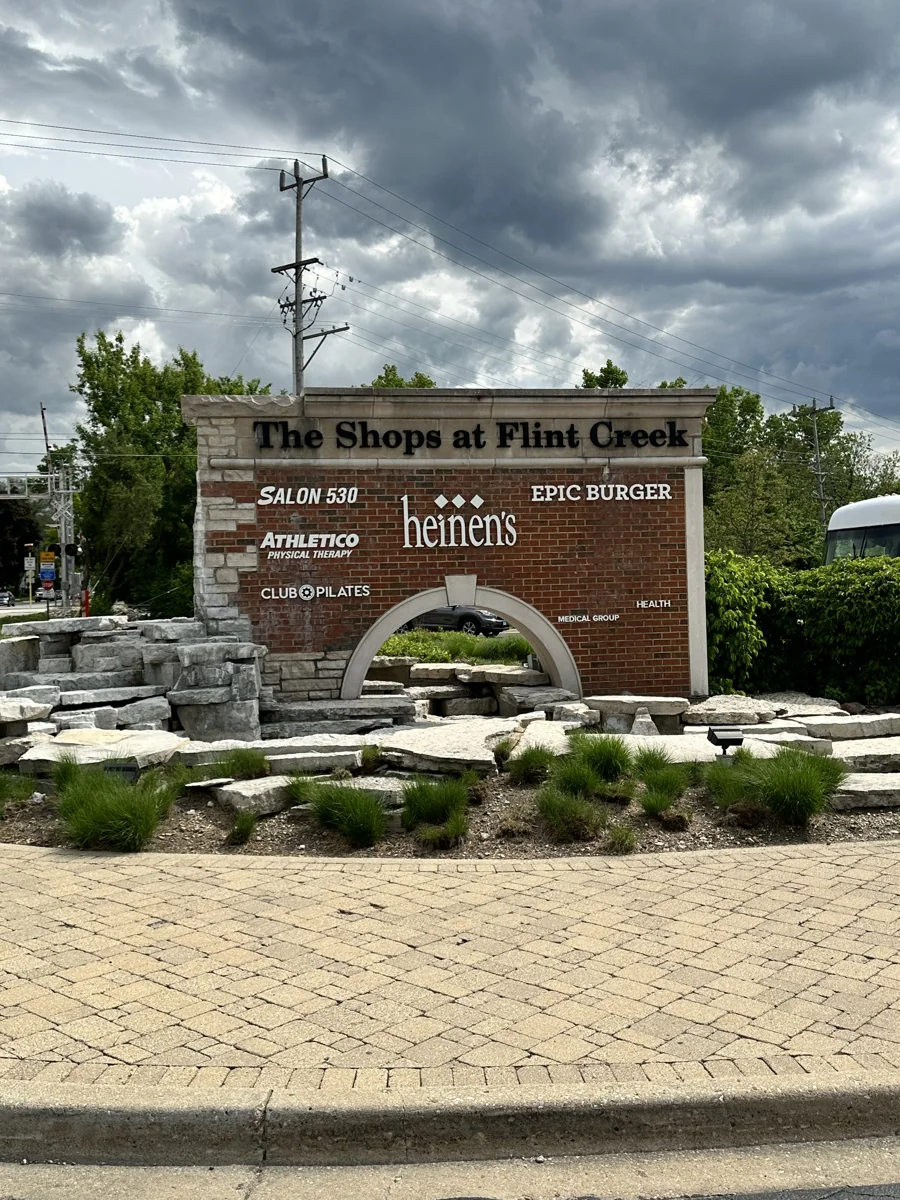 The Shops at Flint Creek - photo 9 - Barrington, IL