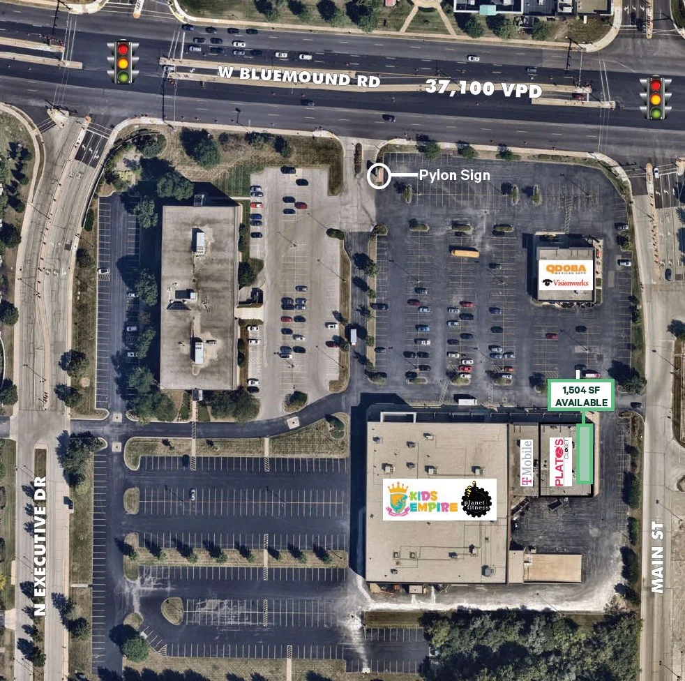 Shops on Bluemound — Lease in Brookfield, WI, photo 2 of 4