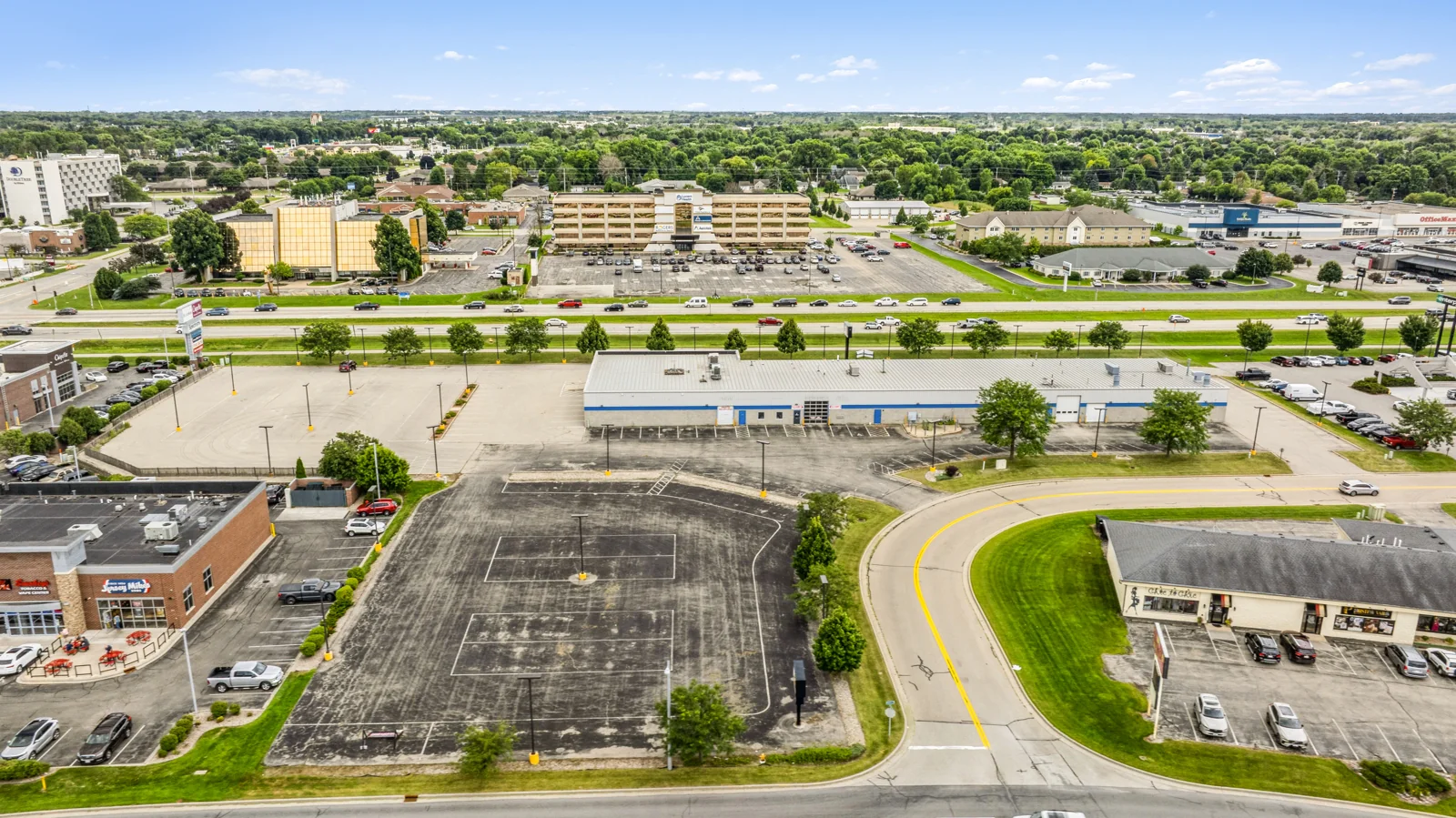 Existing Auto Building or Redevelopment Site - photo 2 - Appleton, WI