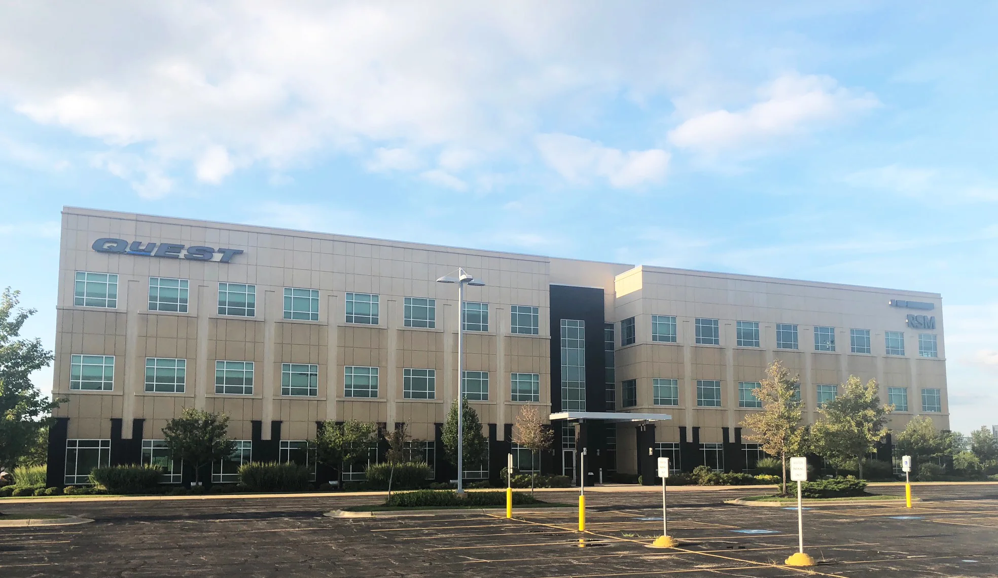 Bell Valley Commons
