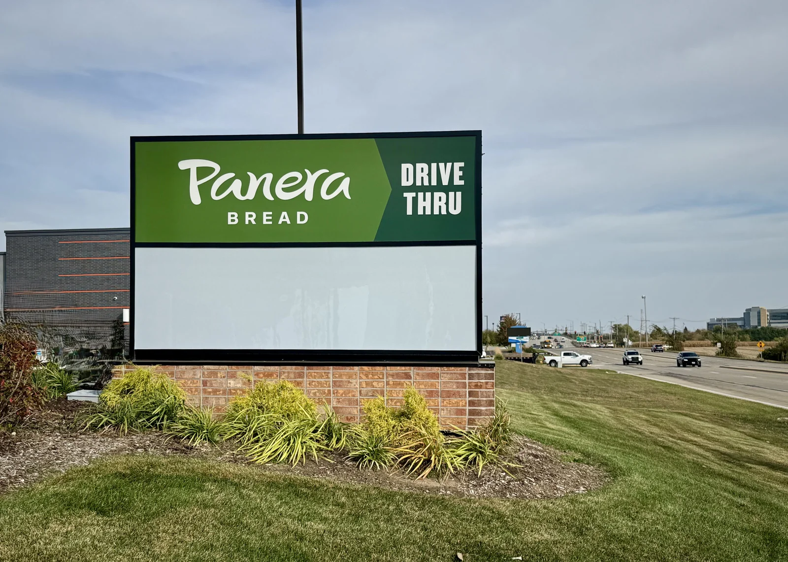 Retail in Loves Park, IL — Lease in Loves Park, IL, photo 2 of 2