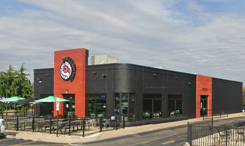 6390 E. Riverside Blvd.