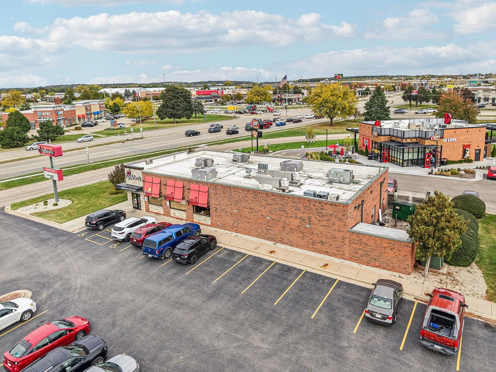 Freestanding Single Tenant Building | 4,661 SF — Lease in Janesville, WI, photo 5 of 8