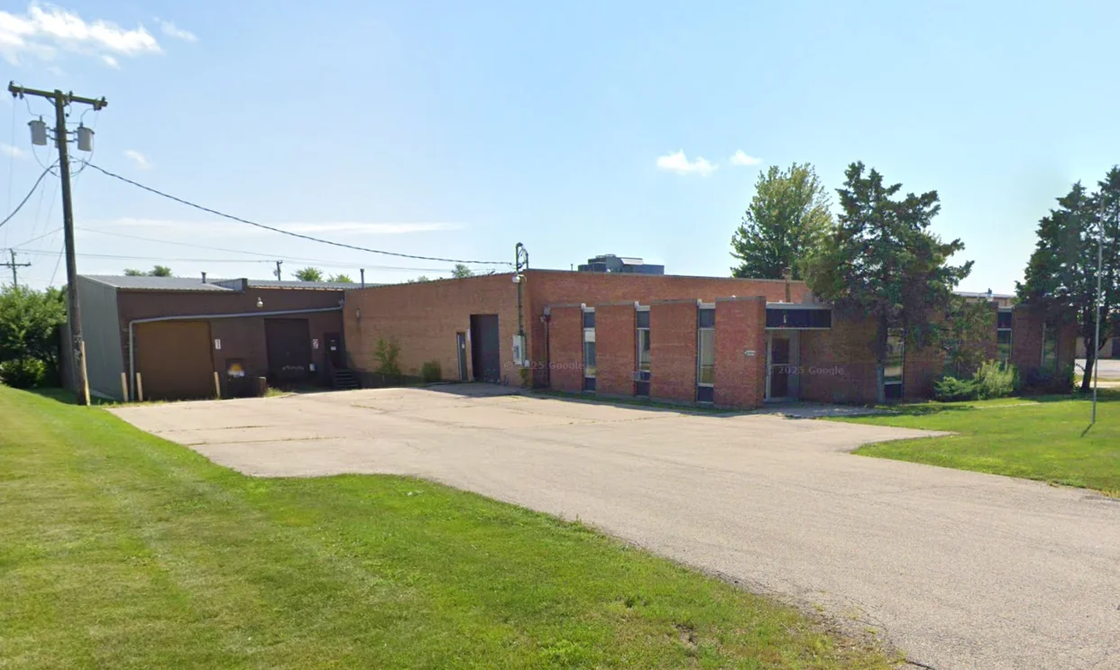 5055 26th Avenue — Lease in Rockford, IL, photo 2 of 2