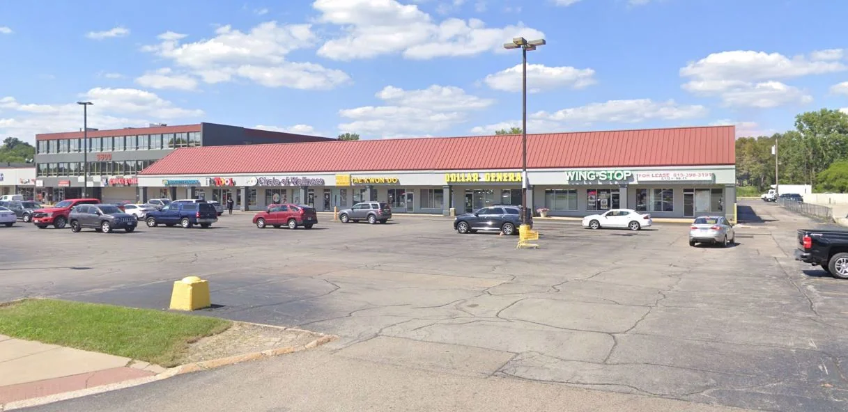 Office in Rockford, IL — Lease in Rockford, IL, photo 2 of 3