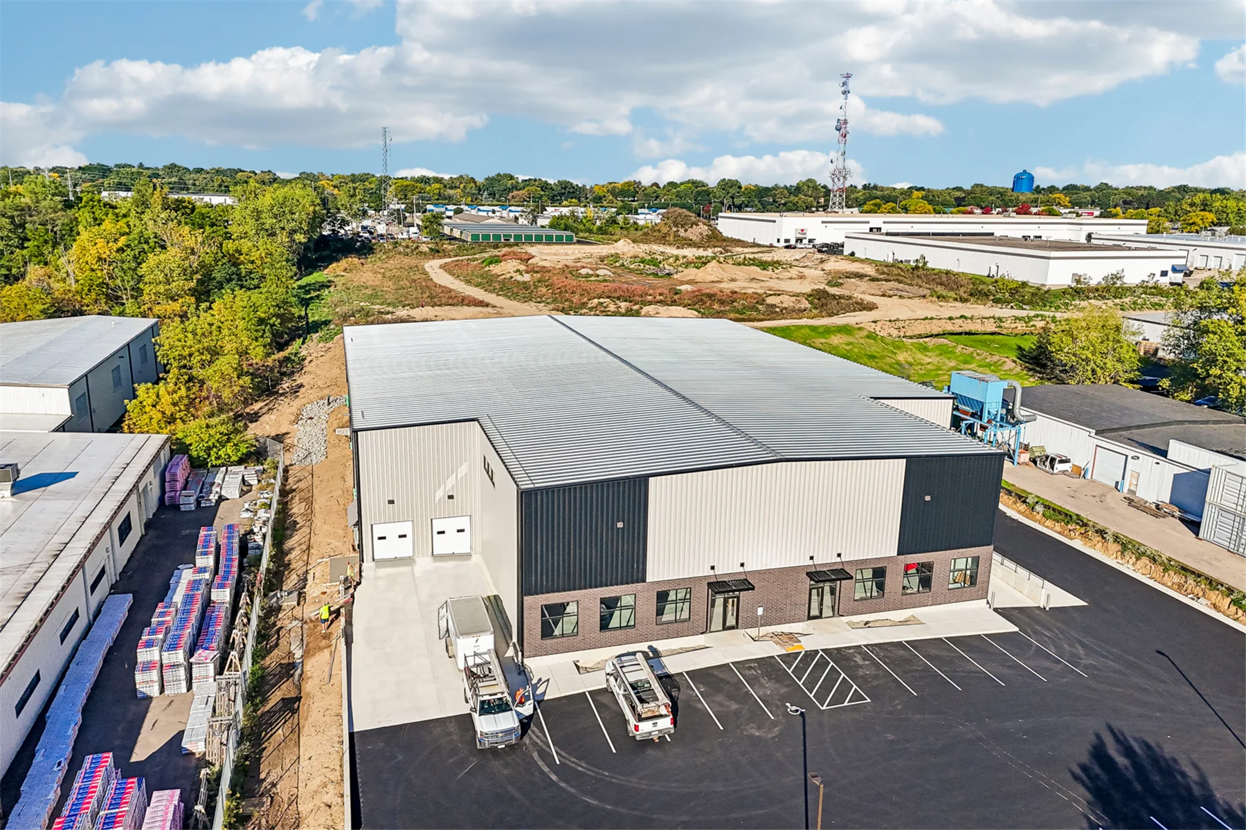 Flex Warehouse Space — Lease in Madison, WI, photo 2 of 5