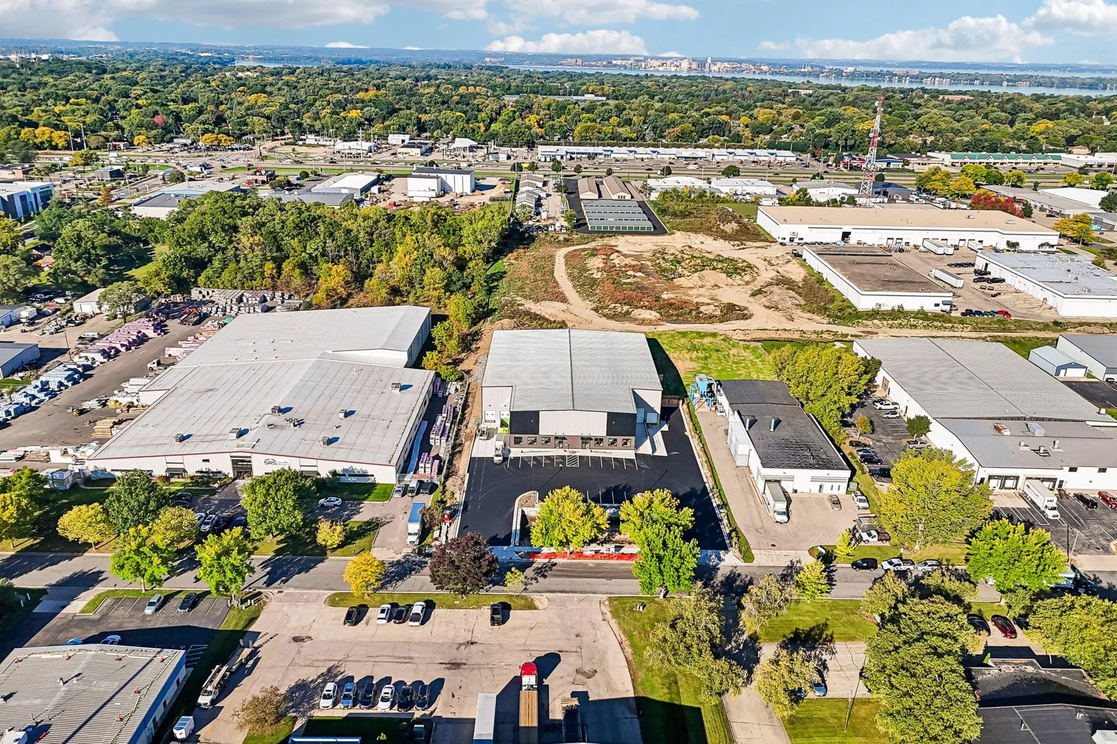 Flex Warehouse Space — Lease in Madison, WI, photo 3 of 5