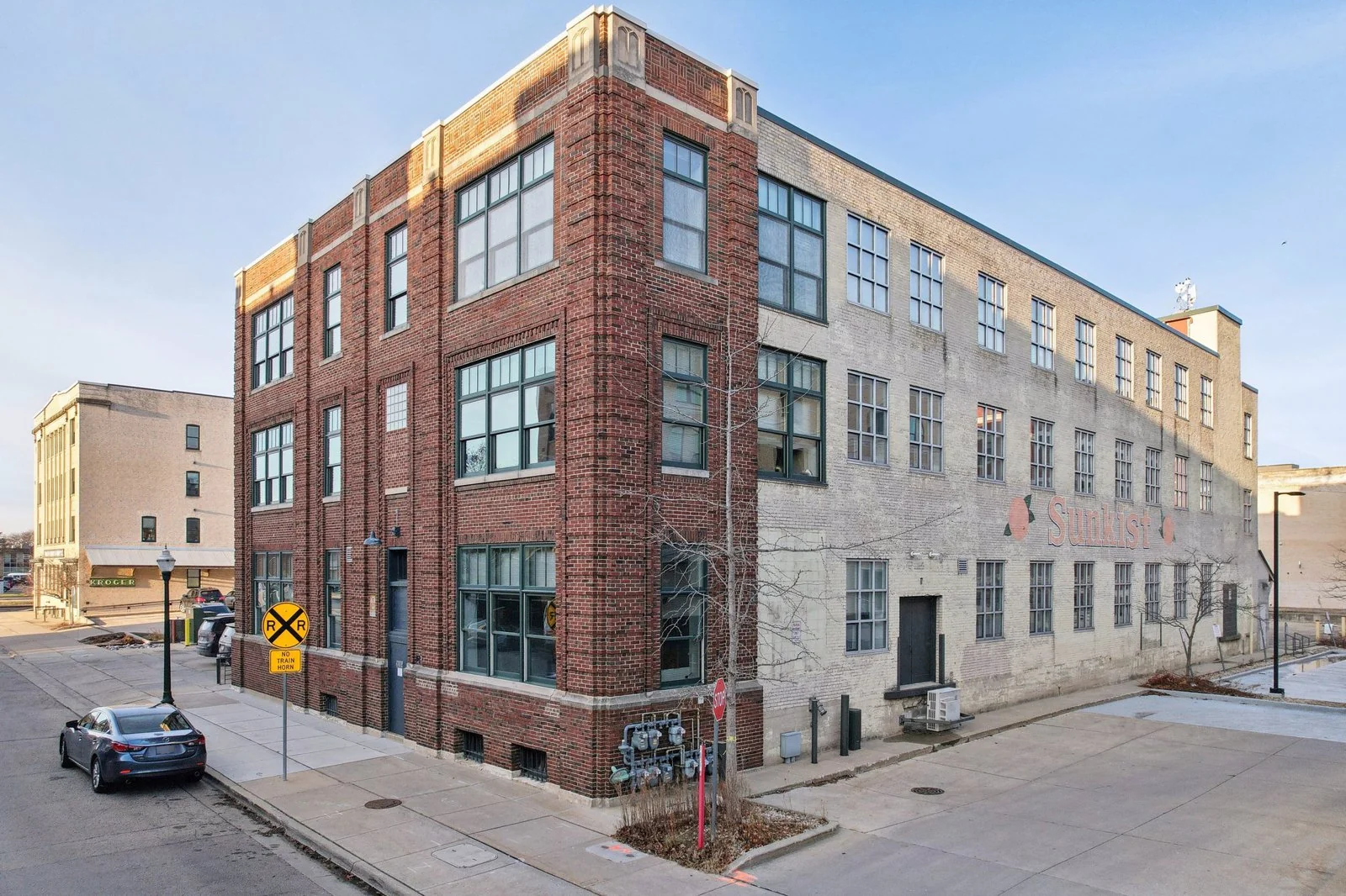 The Sunkist Building - office in Madison, WI