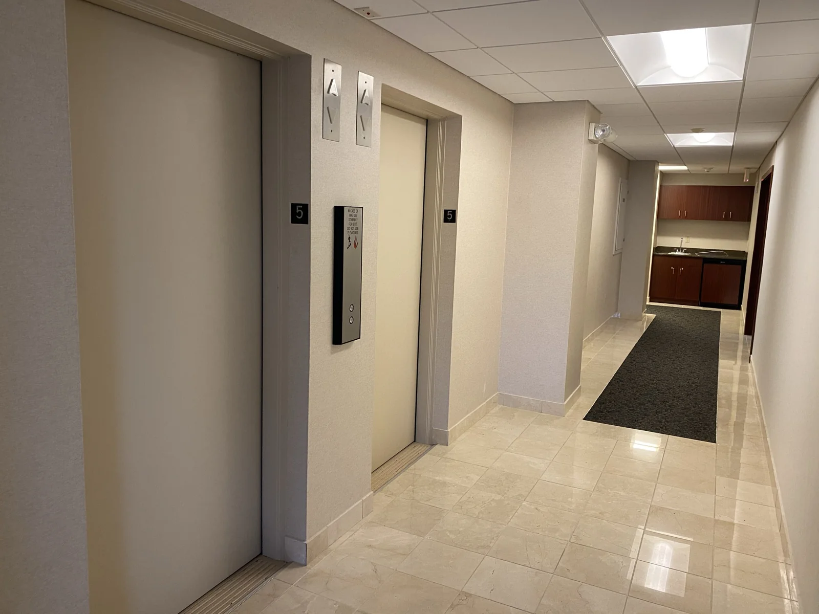1 W Main Street — Lease in Madison, WI, photo 3 of 8