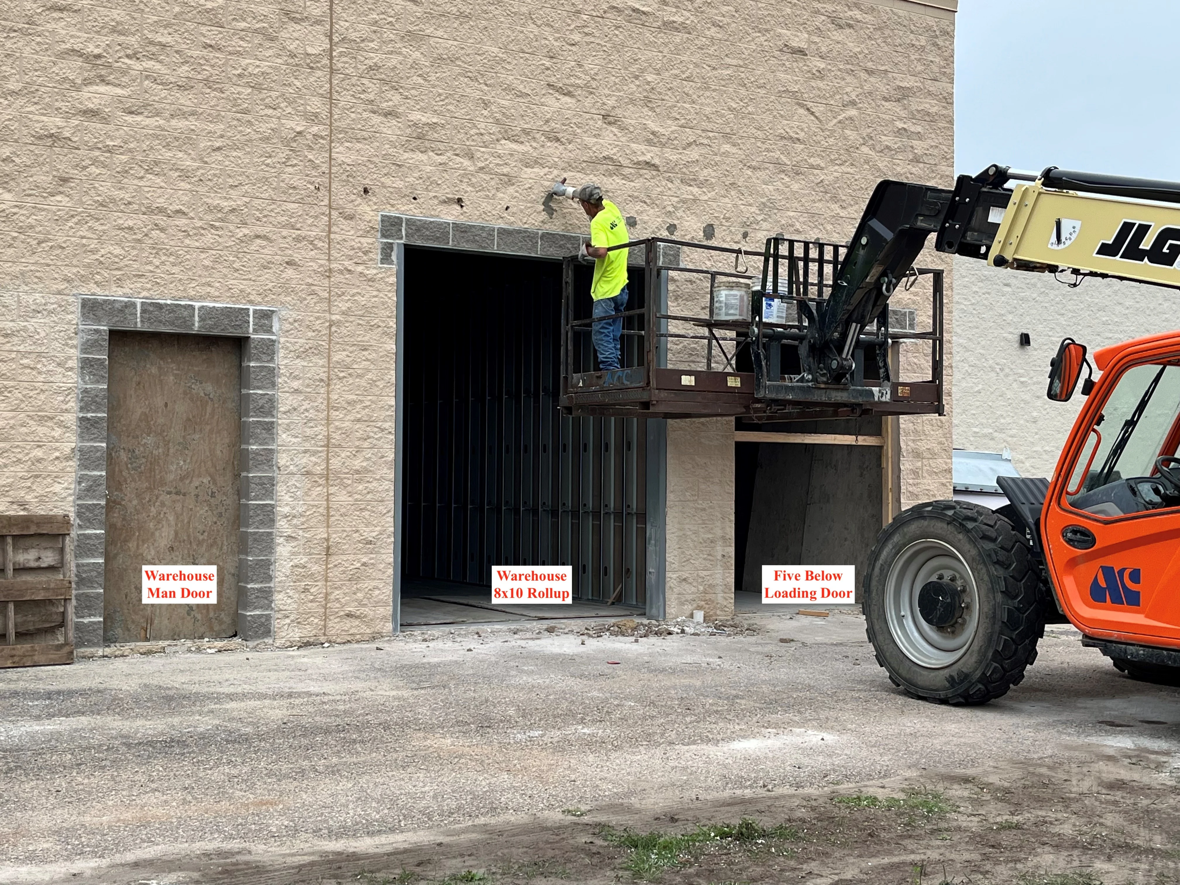 Warehouse Space - Wisconsin Rapids — Lease in Wisconsin Rapids, WI, photo 3 of 3