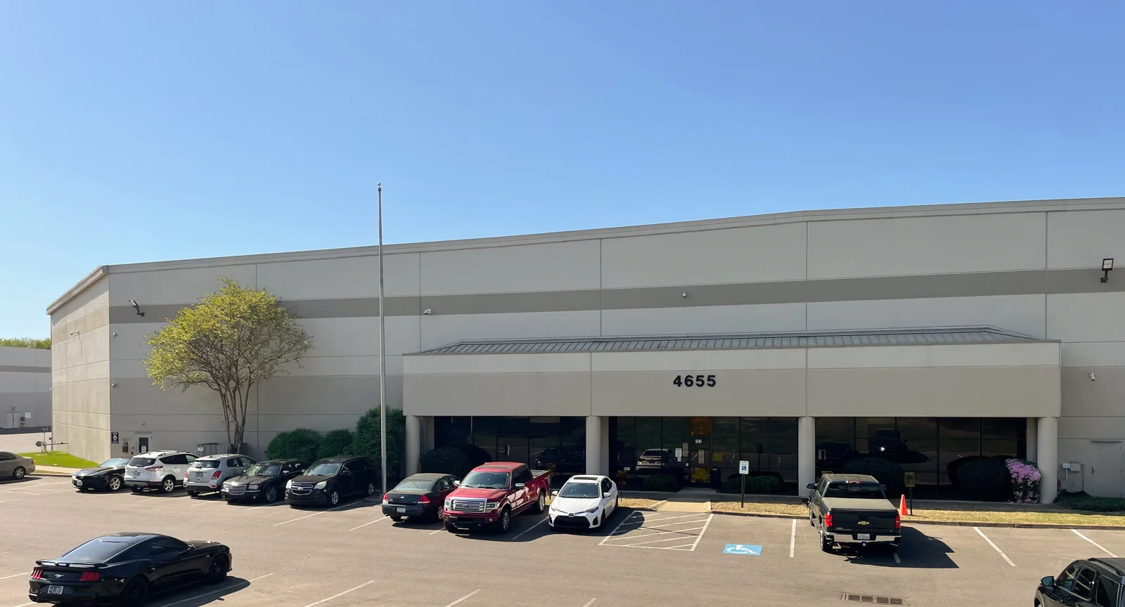 Southpoint II Sublease - photo 1 - Memphis, TN