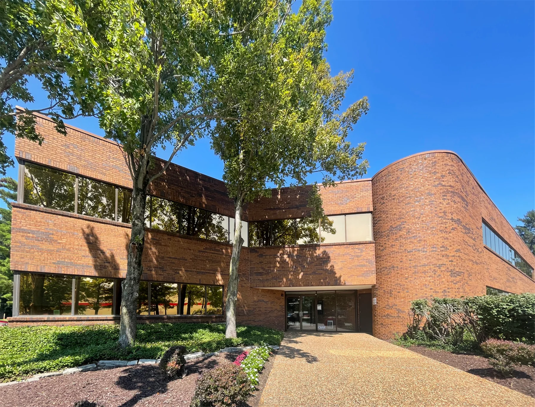 Office in Fairview Heights, IL — Lease in Fairview Heights, IL, photo 2 of 4