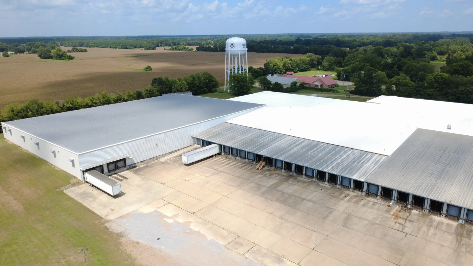555 Matthews St — Lease in Canton, MS, photo 4 of 8