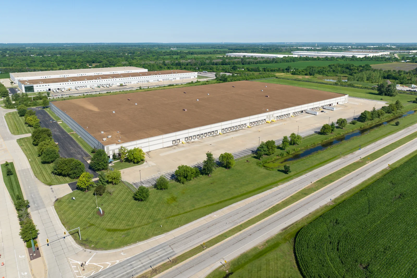Gateway 1 Distribution Center — Lease in Edwardsville, IL, photo 2 of 5