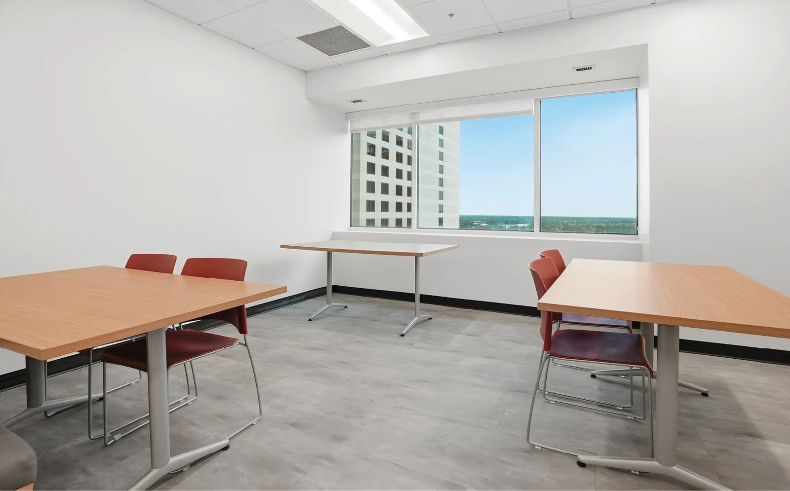 One Canal Place — Lease in New Orleans, LA, photo 5 of 8