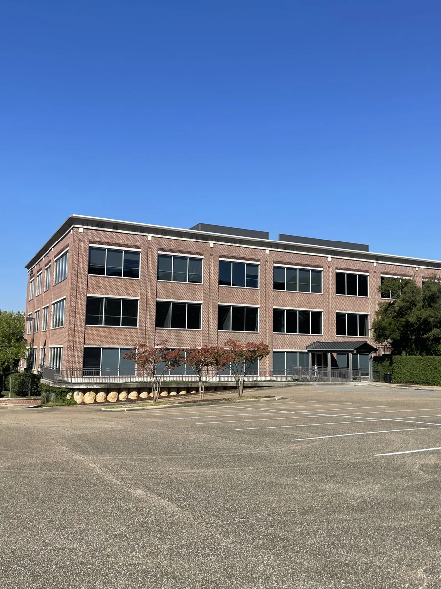 Meadowbrook Office Park — Lease in Jackson, MS, photo 3 of 4