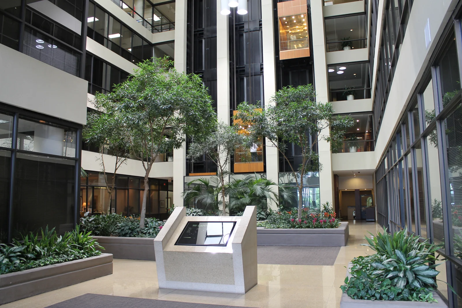 111 CAPITOL BUILDING — Lease in Jackson, MS, photo 5 of 7