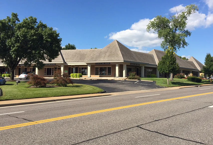 Granaway Shops - photo 1 - Ladue, MO