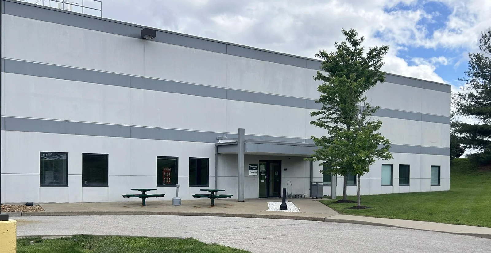 Food Grade – Manufacturing/Warehouse - industrial in Bridgeton, MO