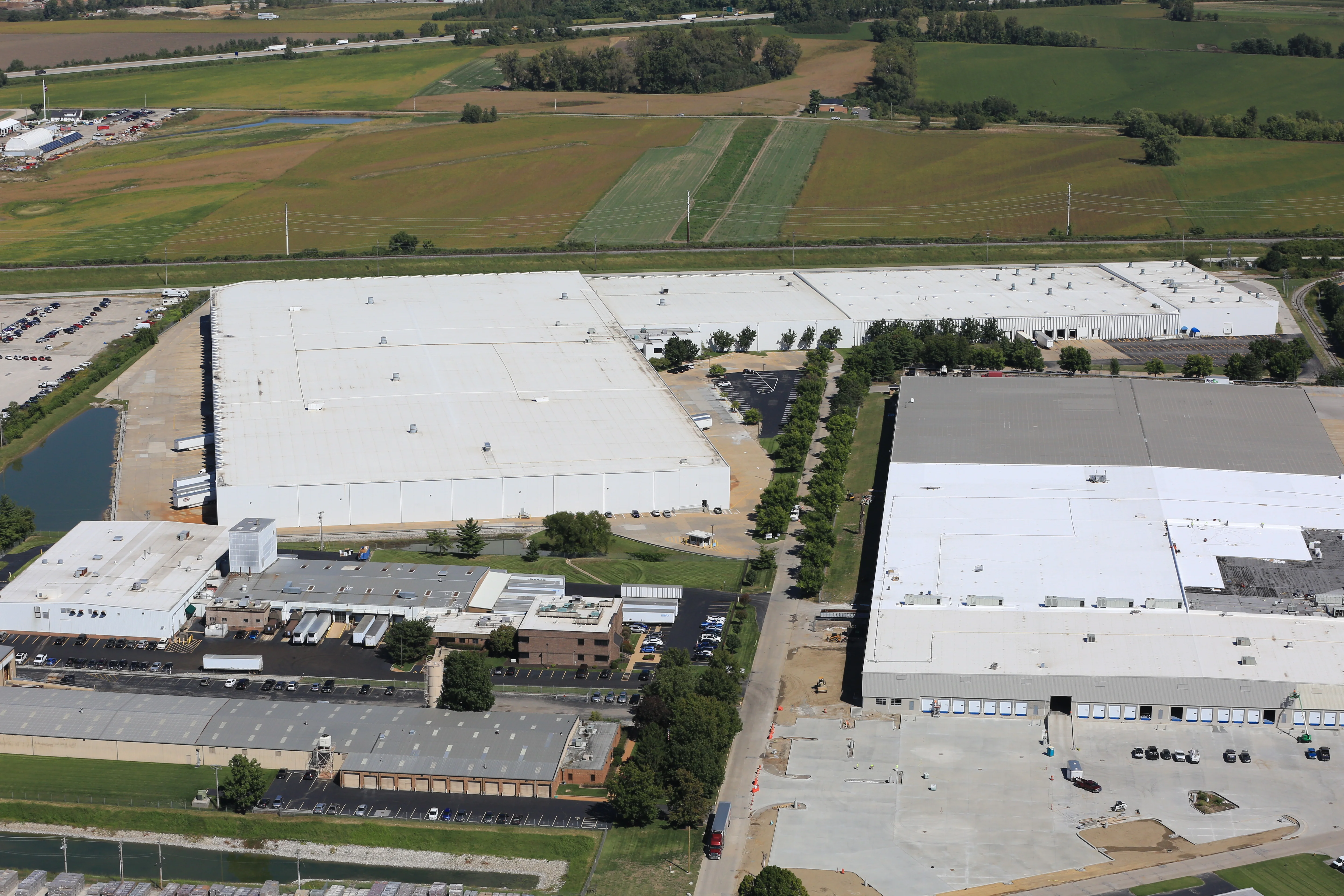 Industrial in Bridgeton, MO — Lease in Bridgeton, MO, photo 1 of 2