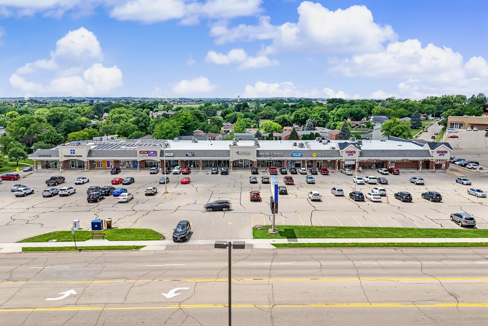 Asbury Square — Lease in Dubuque, IA, photo 2 of 4