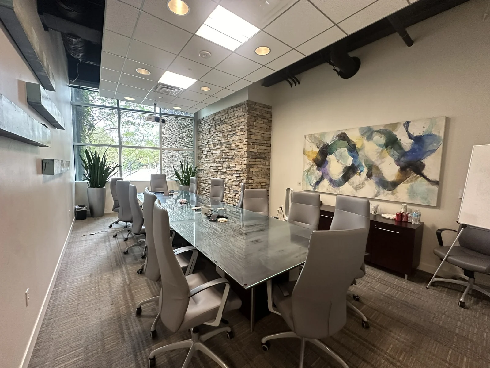 Office in Baton Rouge, LA - photo 3 - Baton Rouge, LA