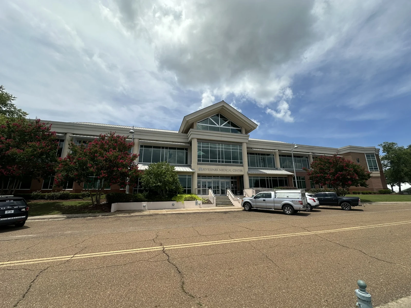 Riverpark Medical Center — Lease in Vidalia, LA, photo 1 of 8
