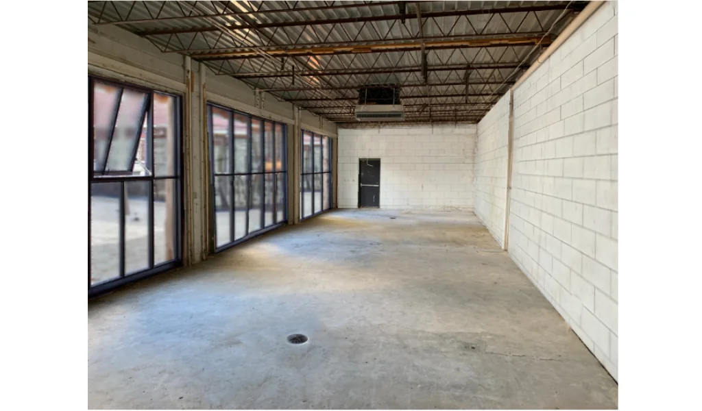 2429 University Avenue - photo 8 - Saint Paul, MN
