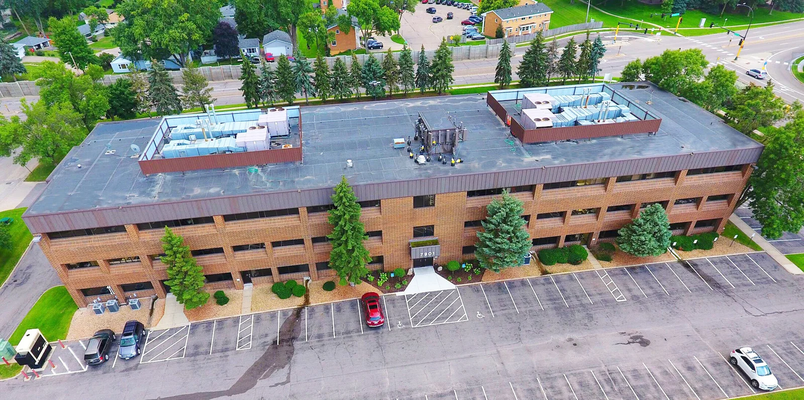 Xerxes Plaza — Lease in Bloomington, MN, photo 2 of 2