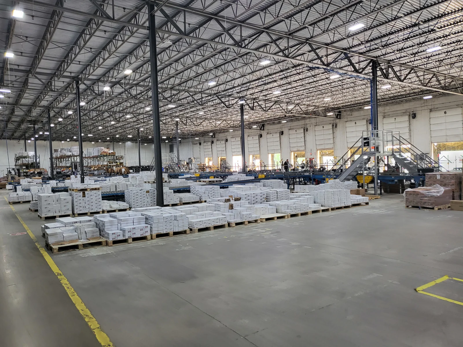 Mason City Distribution Center - industrial in Mason City, IA