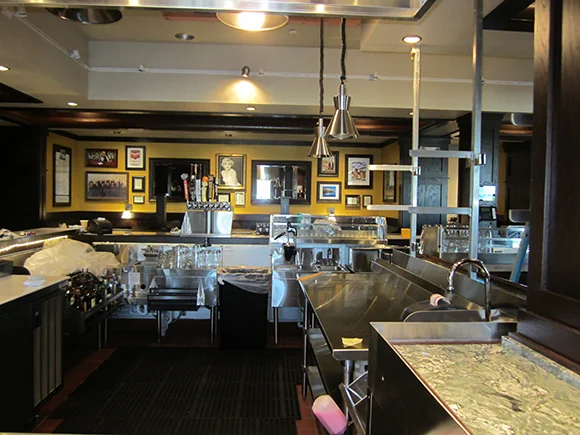 Two MarketPointe — Lease in Bloomington, MN, photo 3 of 6