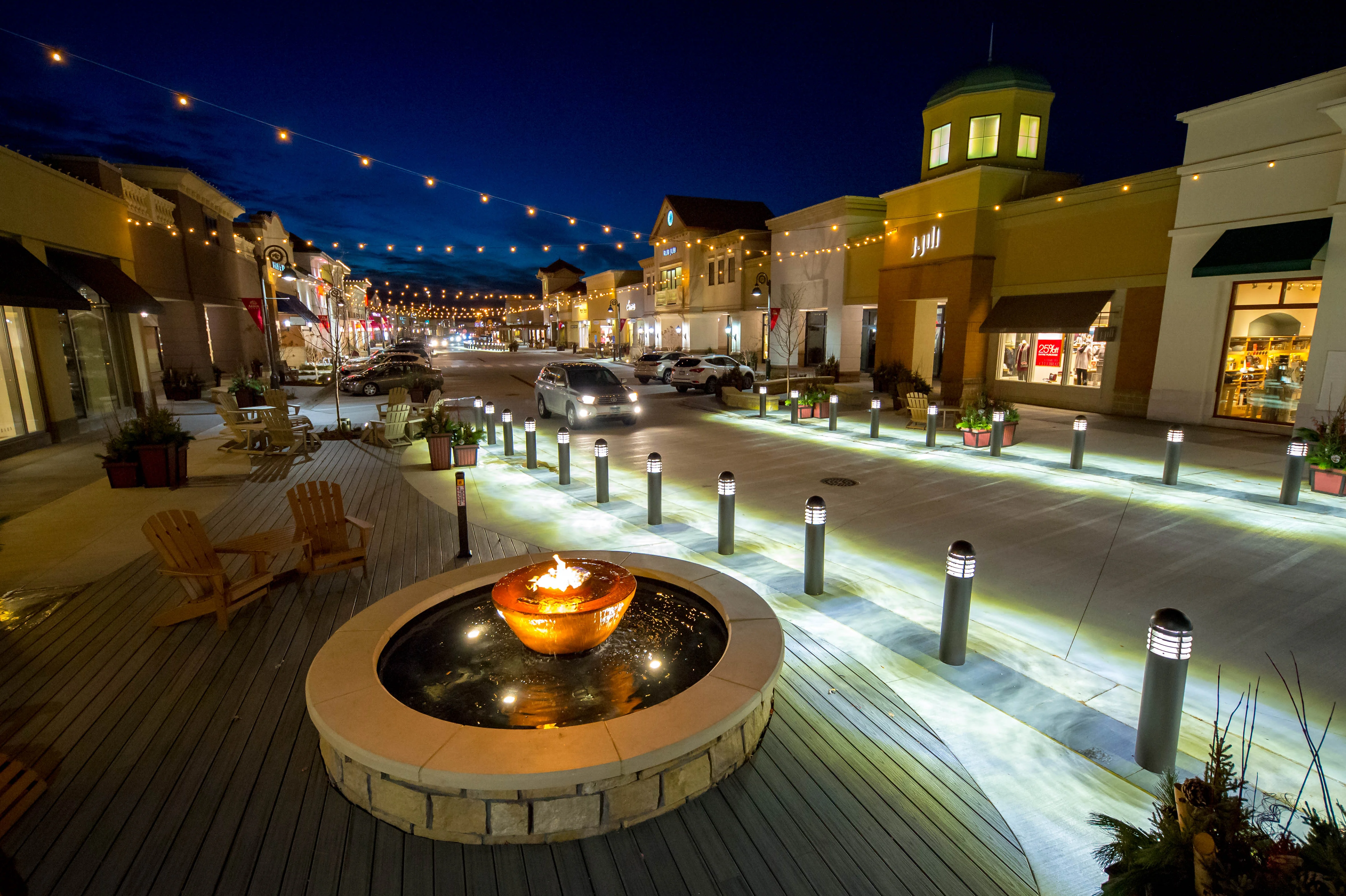 The Shoppes at Arbor Lakes — Lease in Maple Grove, MN, photo 3 of 3