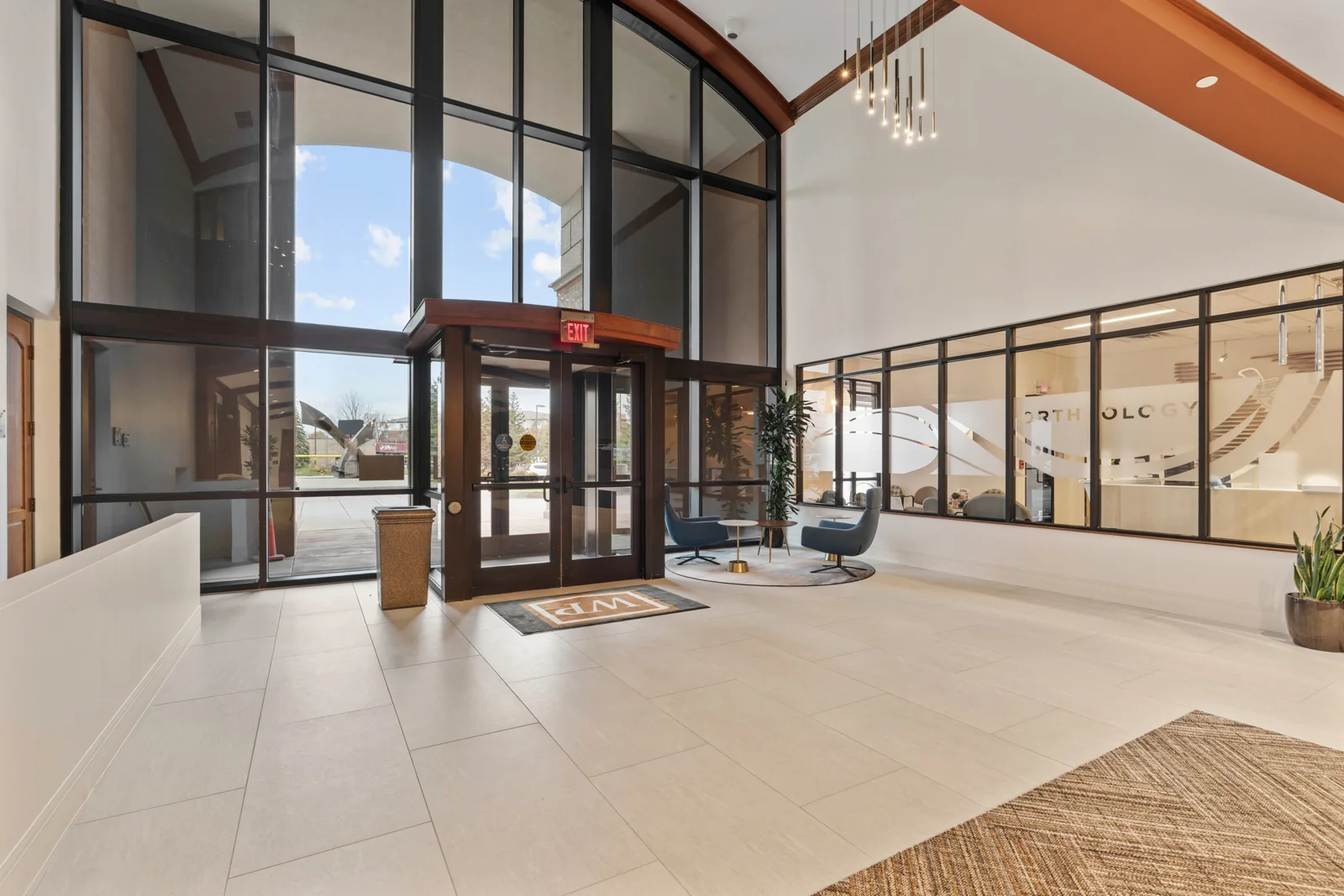 Windsor Plaza — Lease in Eden Prairie, MN, photo 4 of 8