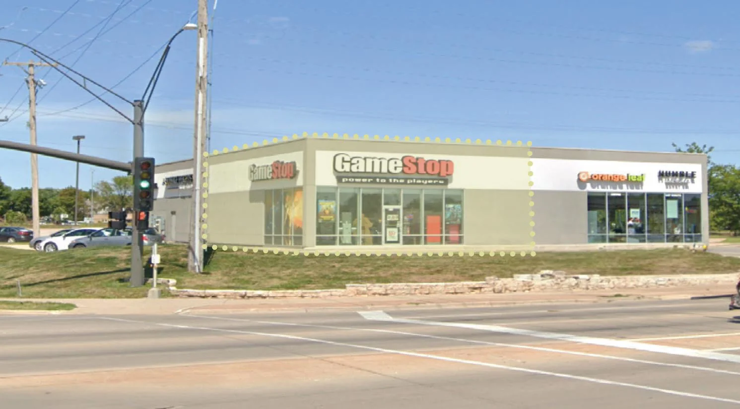 637 Lincoln Way, Suite 101 Game Stop
