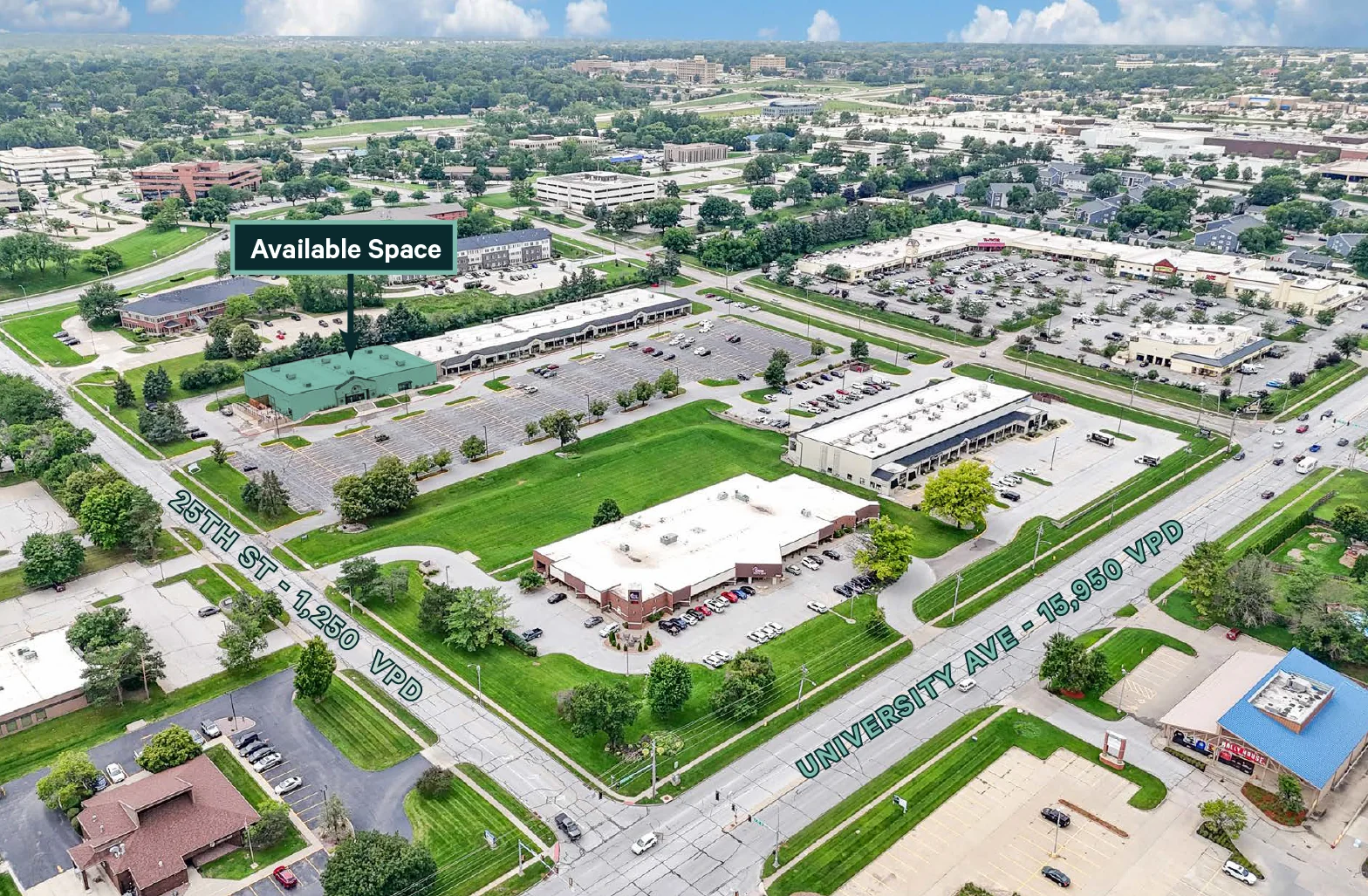 Governor Square Shopping Center — Lease in West Des Moines, IA, photo 1 of 3