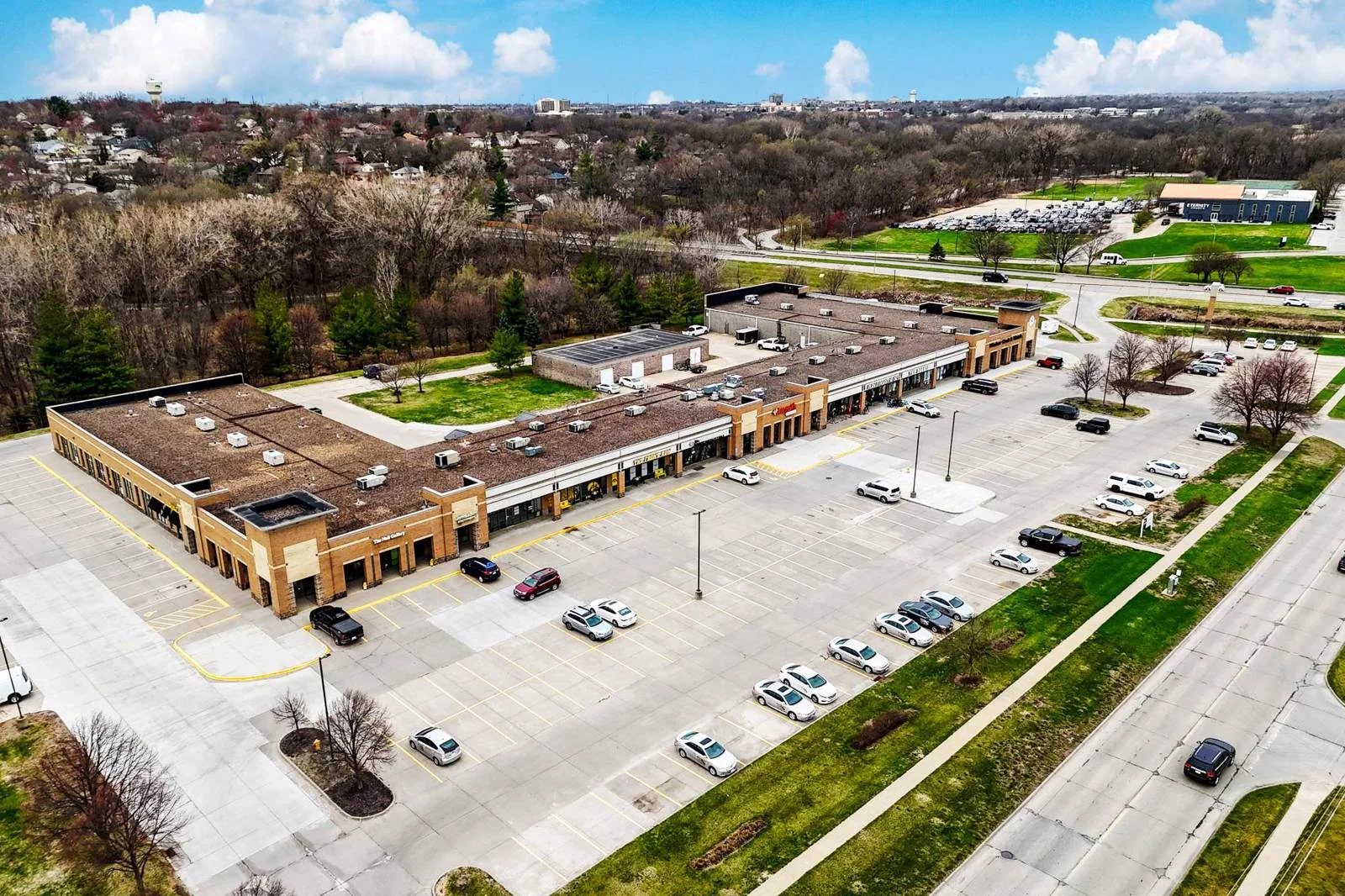 Creekside Shopping Center