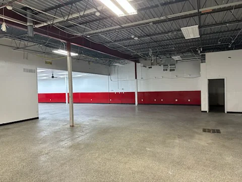 10081 Hickman Road — Lease in Urbandale, IA, photo 5 of 6