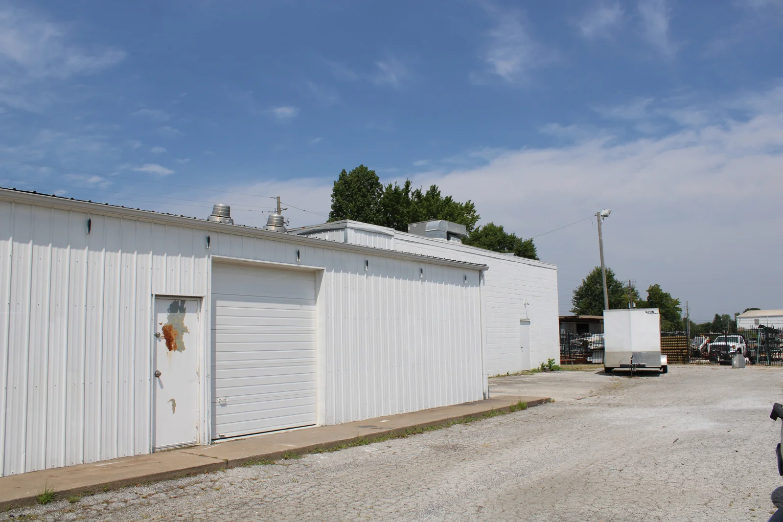 Lab/Flex/Industrial Space For Lease — Lease in Springdale, AR, photo 3 of 6